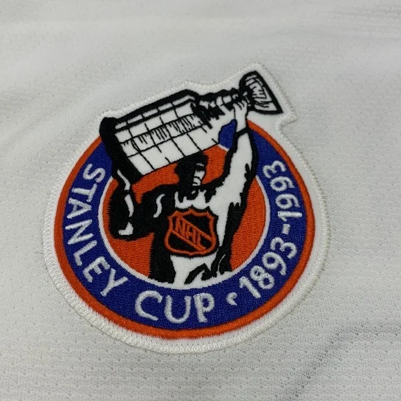 Doug Gilmour Toronto Maple Leafs Mitchell & Ness Vintage Hockey Jersey - Picture 8 of 9